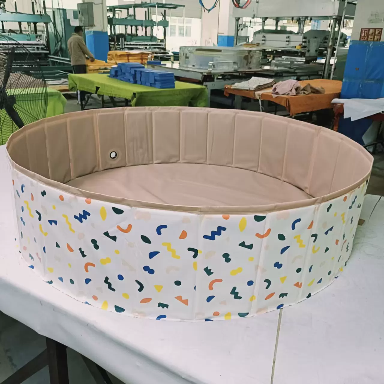 韩系爆款儿童室内可折叠波波泳池宝宝室外游戏收纳戏水海洋池围栏