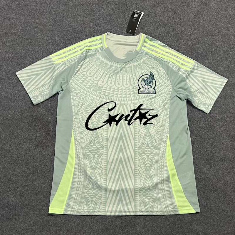 サッカーユニフォーム ファンバージョン ジャージ 半袖 ブラジル フラメンゴ 日本 イタリア ドイツ トレンド ファンの必需品|undefined