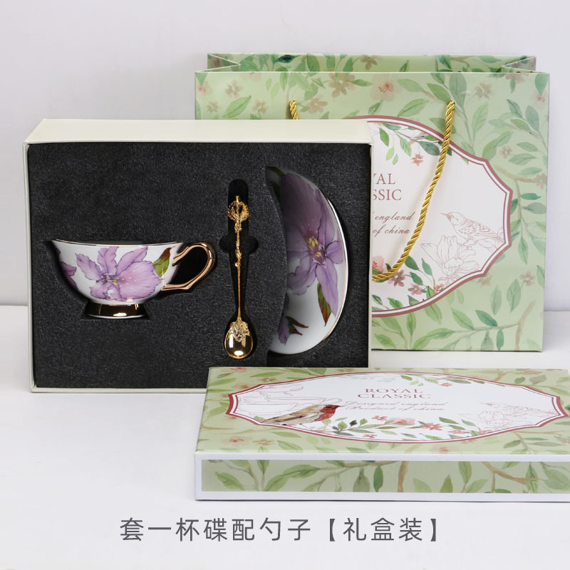 Taza de café exquisita de porcelana de hueso, platillo, taza de té negro de cerámica, regalo, taza de agua de porcelana de hueso de alta gama, juego de regalo