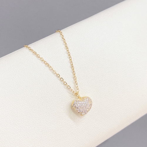 Korean style fashion love necklace for women with micro-inlaid peach heart collarbone chain simple and versatile heart shape women wholesale jewelry
