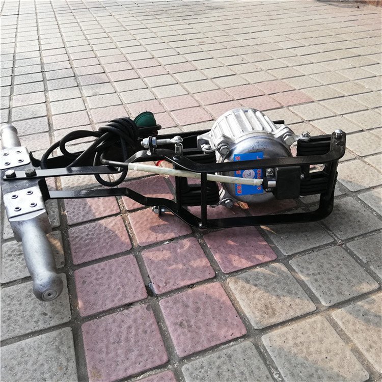 u=770637016,1698586445&fm=