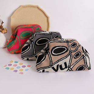 06ŮС���OӋ��Ů����ᘿ������б����������汳�İ��R�׻��y��