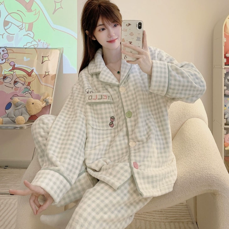 Трансграничная пижама женский зимний фланелевый коралловый пух толстый отворот кардиган с принтом мультяшный сладкий клетчатый домашний костюм
