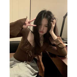 五笔蟹欧美辣妹风下摆抽褶皱方领长袖上衣春秋新款修身显瘦T恤ins