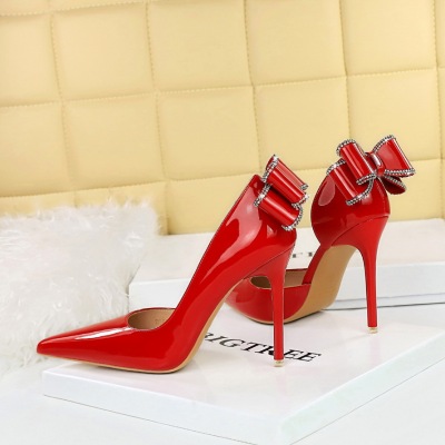 638-H35M European and American Banquet High Heels, Thin Heels, Lacquer Leather, Shallow Notch, Pointed Side, Hollow Back