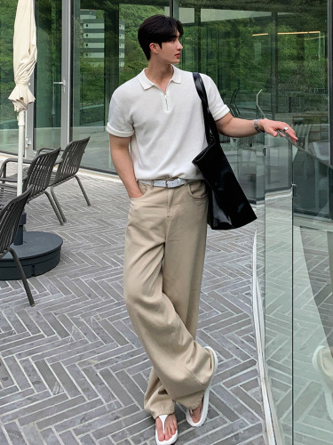 Simple casual knitted short-sleeved T-shirt for men in summer thin loose lapel top Korean style old money style outfit