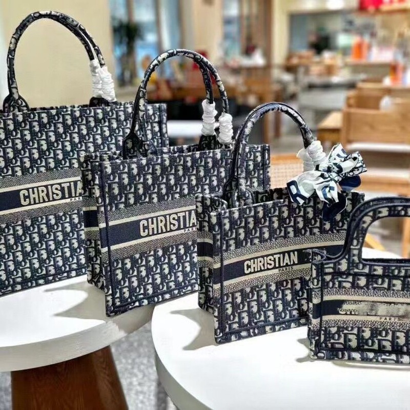 New D New Tote Bag Handbag Women's Bag Single Shoulder Diagonal Fashion Large Capacity Versatile Commuting