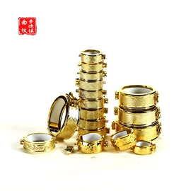 盖碗;金属盖;装饰花瓶