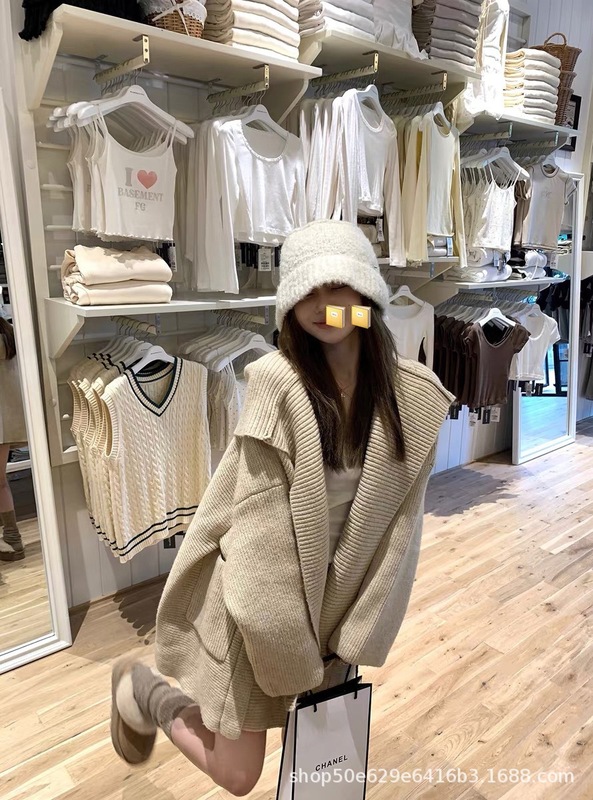 廓形连帽加厚口袋大码针织开衫女秋冬新款韩系设计感小众毛衣外套|undefined