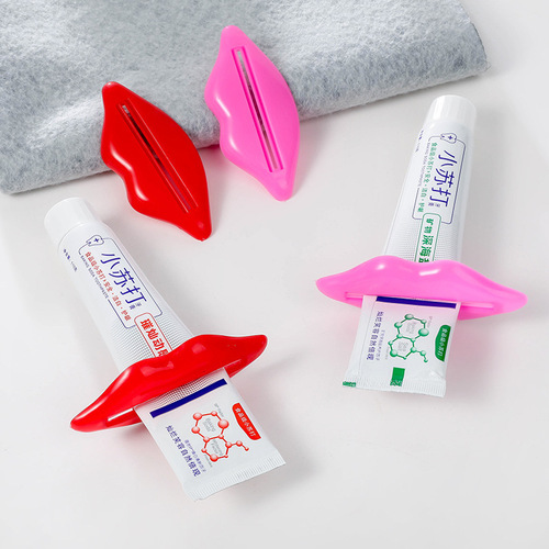 Creative Korean multi-purpose squeezer, multi-purpose lip toothpaste squeezer, kissing toothpaste squeezer