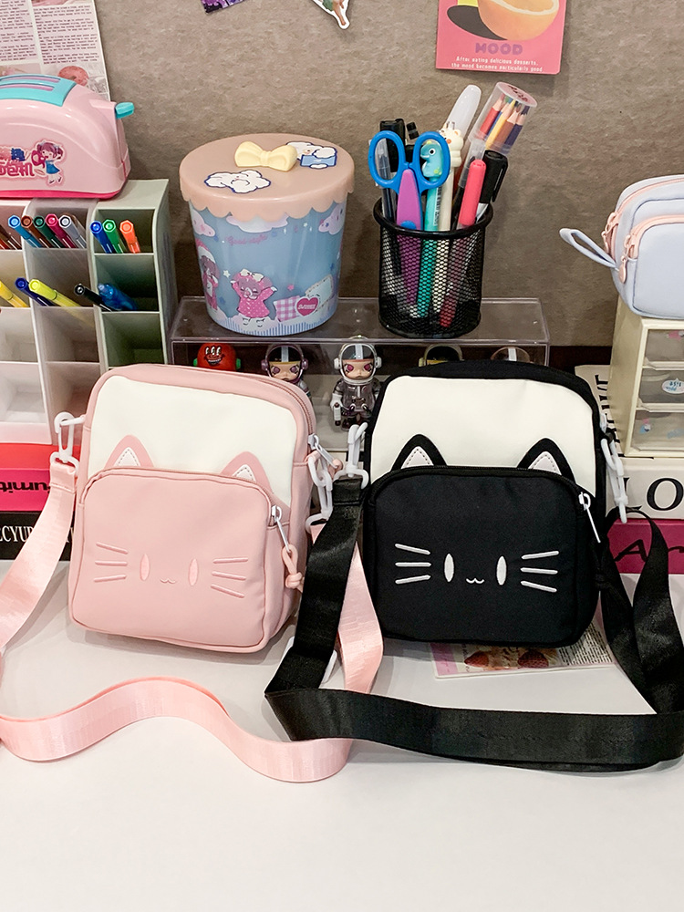 Small Bag Women's Japanese Cute Cat Student Crossbody Bag All-match Travel Mobile Phone Bag Casual Small Cloth Bag Shoulder Bag