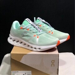 クラウドサーファー 男女兼用 カップル向け 通気性 クッション性 ランニングシューズ サーファーオン 快適 ジョギング