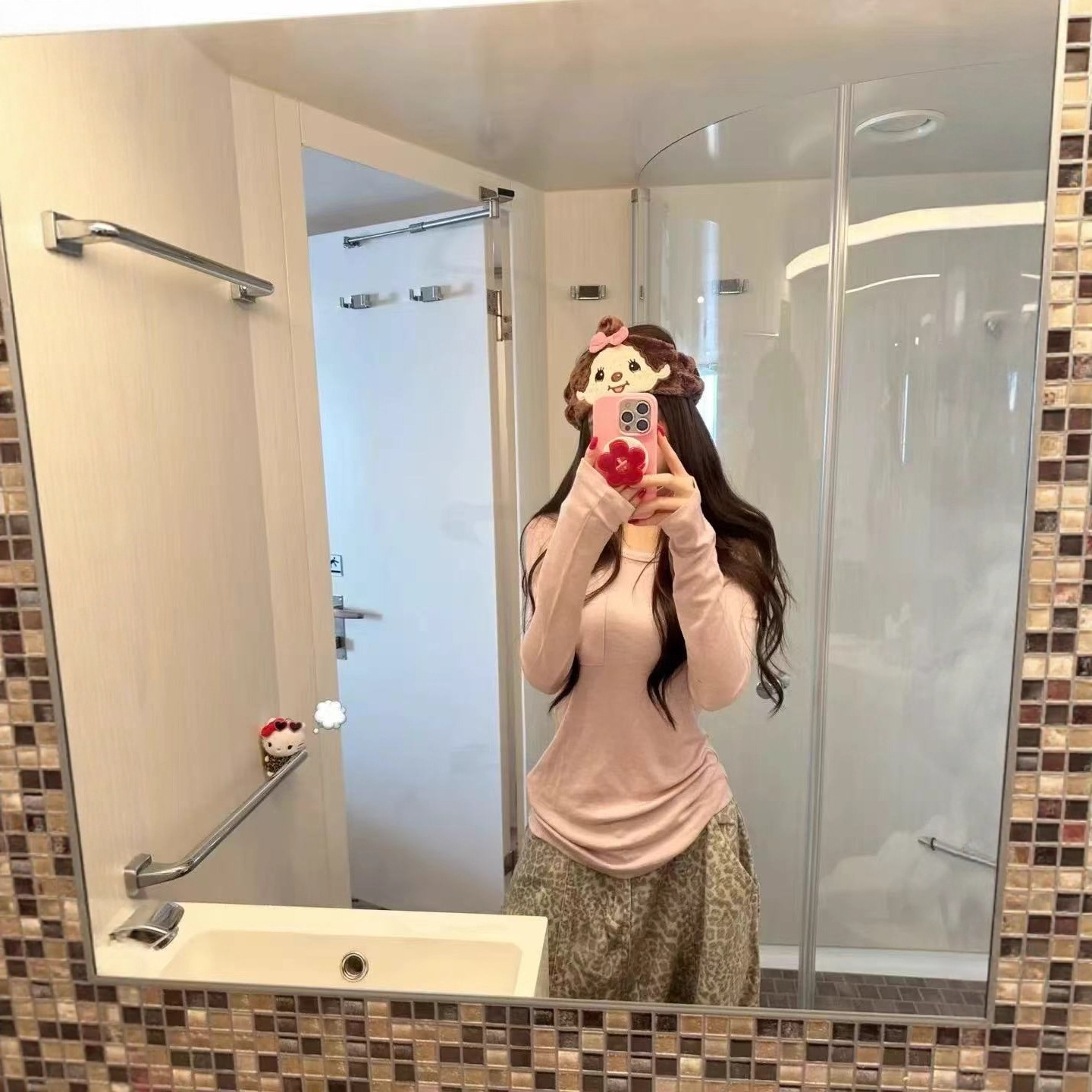 韩系粉色口袋打底衫女秋冬内搭修身显瘦收腰正肩长袖t恤辣妹上衣