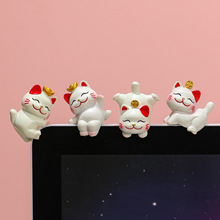 新款福乐招财猫办公室电脑显示屏治愈系摆件卡通趴趴公仔家居装饰