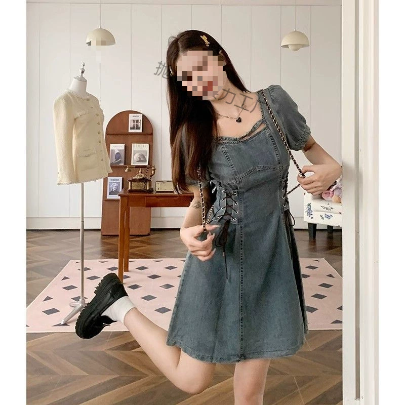 Джинсовое платье в французском стиле для женщин, весна-лето 2025, новинка, нишевое, с завышенной талией, миниатюрное, с пышными рукавами, короткая юбка