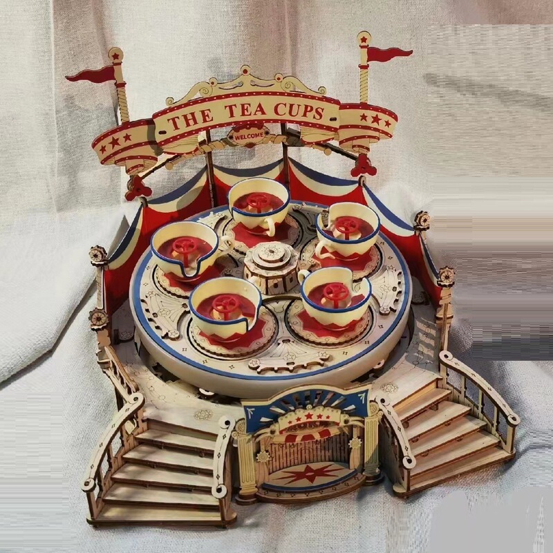 Ruoke Wooden DIY Assembly Toy Model Mechanical Music Box Carousel Lantern Gift