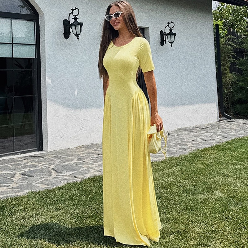 Europa y los Estados Unidos de la ropa de mujer de verano 2025 nuevo color sólido temperamento de moda cuello redondo delgado mangas cortas vestido grande vestido vestido largo image 3