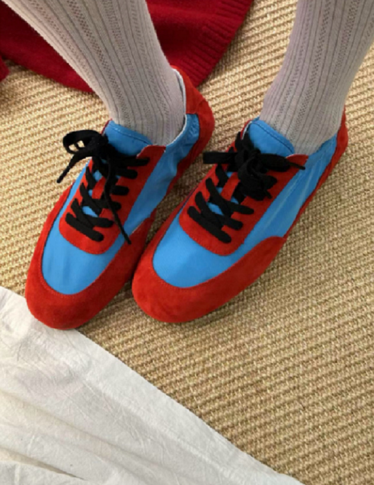 2025 nuevos zapatos deportivos casuales cómodos zapatos de entrenamiento alemanes con cordones de color a juego zapatos de ballet de moda de todo fósforo