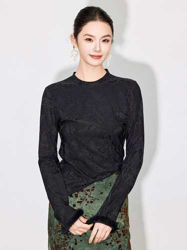 【Zhihe Tang】Autumn/Winter New Fashion Long-Sleeve Base Shirt Round Neck Slimming Elegant Top for Women