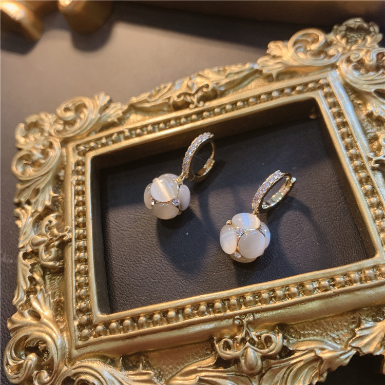 S925针镀真金微镶韩国东大门猫眼球球吊坠耳环闪钻耳钉耳圈女