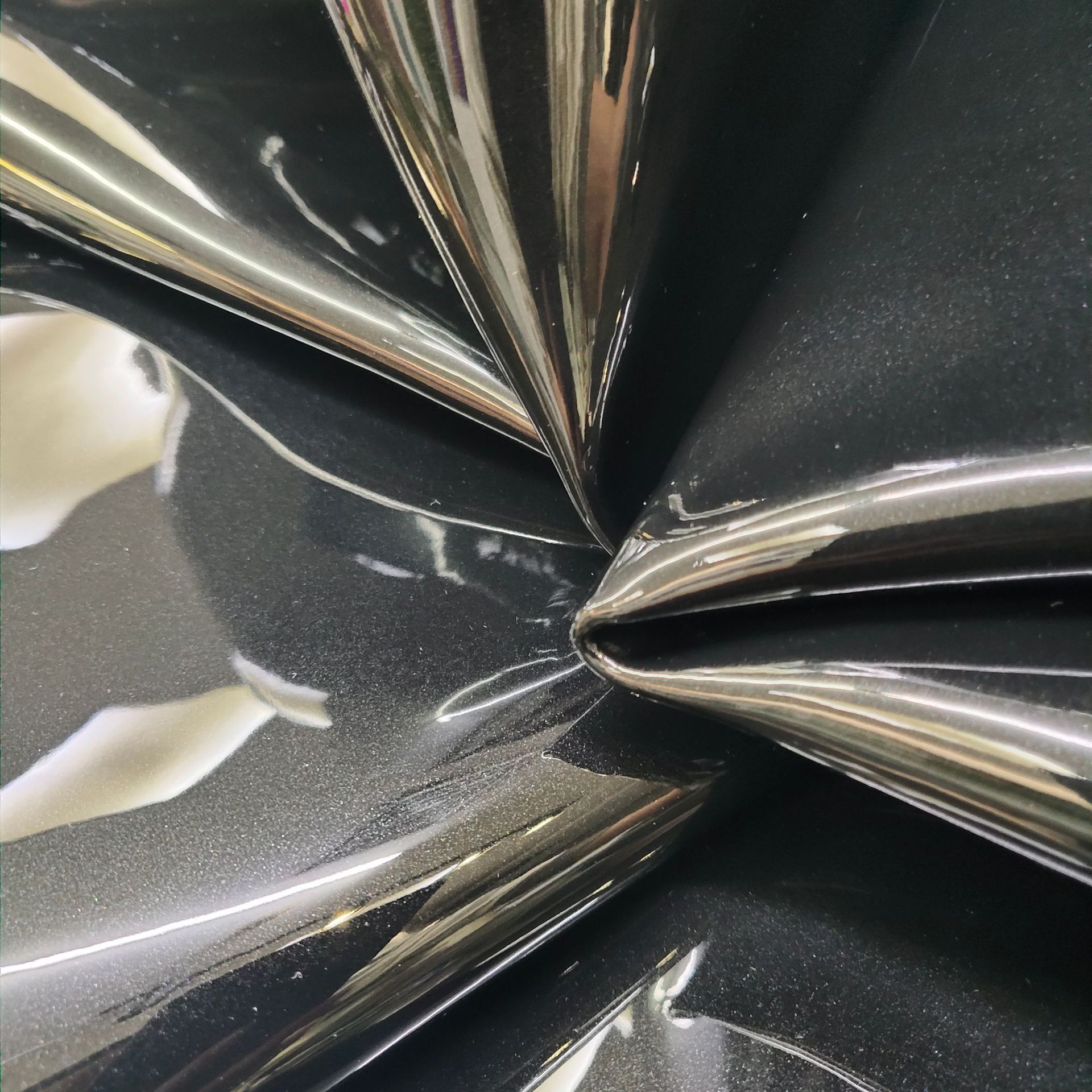 现货黑色珠光油蜡牛皮漆皮表带皮革头层牛皮流光镜面真牛皮革