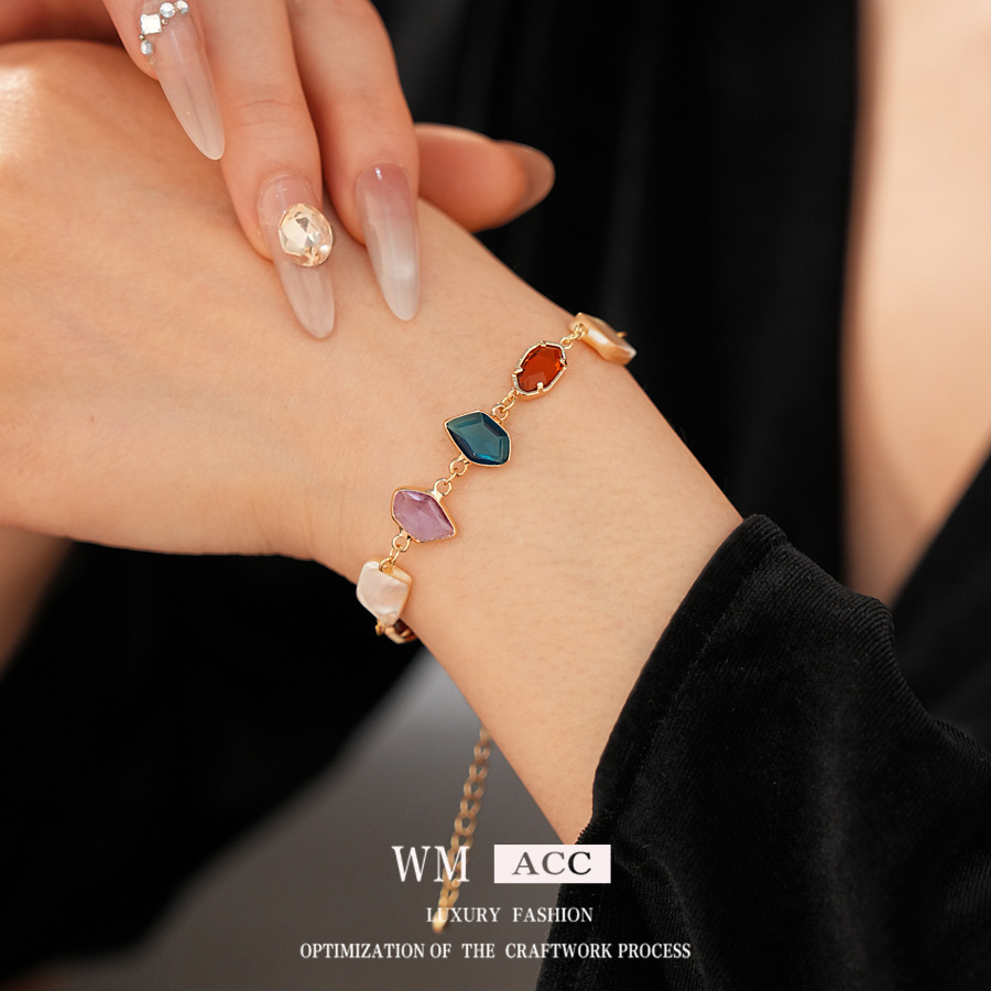 Medieval vintage conchas cuadradas pulsera collar lujo ligero nicho conjunto de alta sensación de moda retro joyería mujer image 5