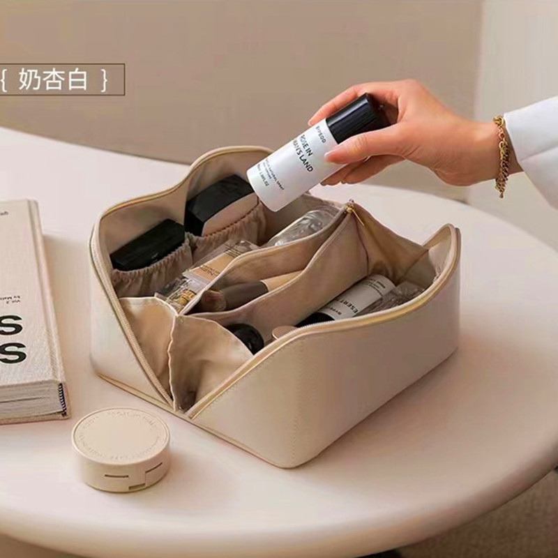 Quality handheld capacious cosmetic bag to go out