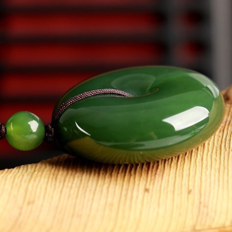 Mặt dây chuyền ngọc bích Hetian Tân Cương tự nhiên hình khóa bình an — Khóa an toàn jasper nhỏ, Khóa an toàn jasper lớn chi tiết 3