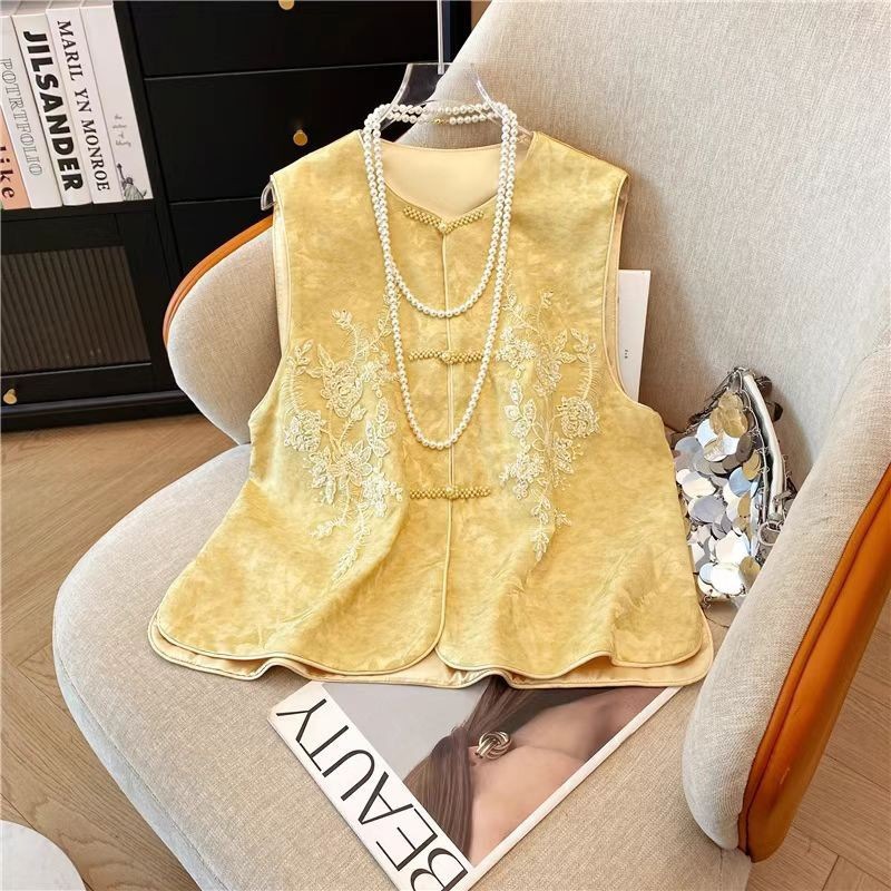 New Chinese Style National Style Jacquard Nailed Pearl Flower Vest Women's 2025 Summer Gentle Temperament Mother's Lightweight Vest Top