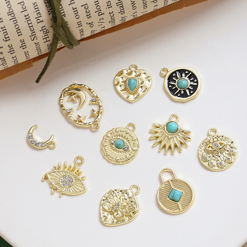 5g Weight December Birthstone Turquoise, Rhinestones Inlay Material Charms, Jewelry Accessories Classification 1 Piece Alloy Turquoise Rhinestones Devil's Eye Moon Heart Shape