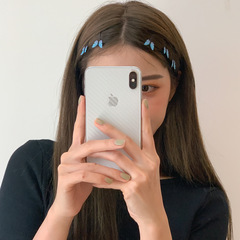 少女の蝶のヘアピンの超仙の森は1字を挟んで前髪を挟みます。