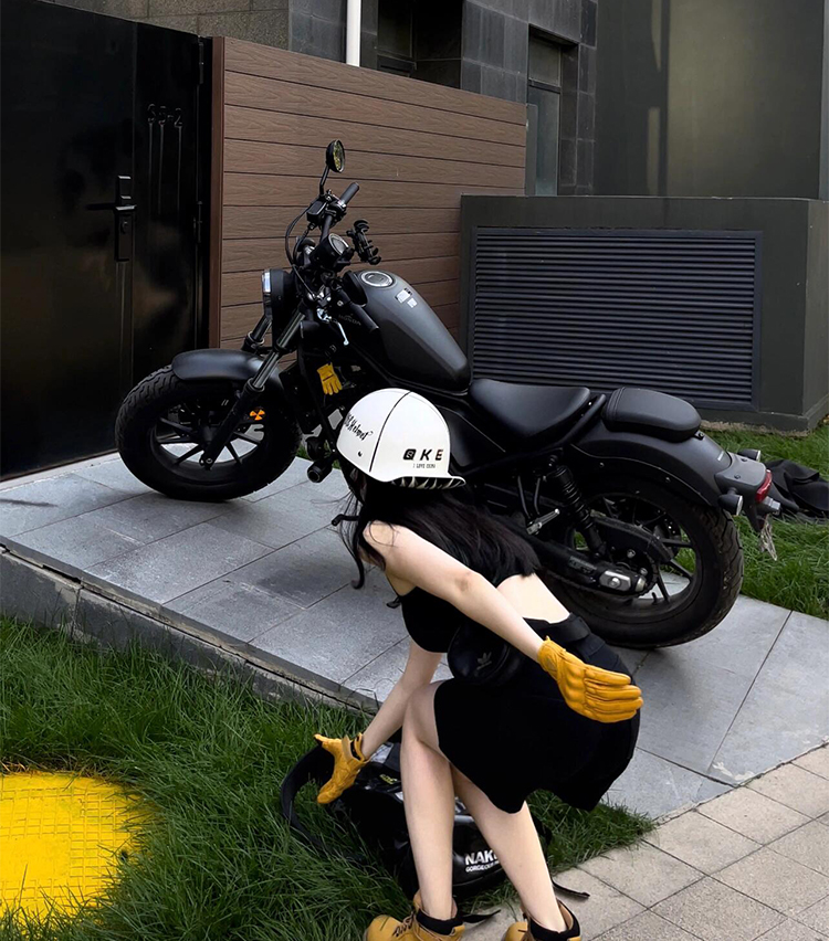 Motorcycle Helmet Women Summer Half Helmet Electric Motorbike Retro Sunscreen