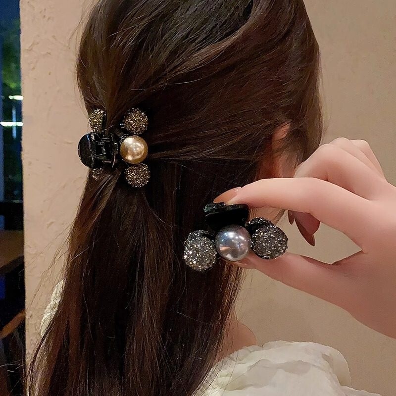 Exquisite Black Bangs Clip with a High-End Feel, Sparkling Half-Tie Hairpin for Women, Light Luxury Hairpin Wholesale Exquisite Black Bangs Clip with a High-End Feel, Sparkling Half-Tie Hairpin for Women, Light Luxury Hairpin Wholesale