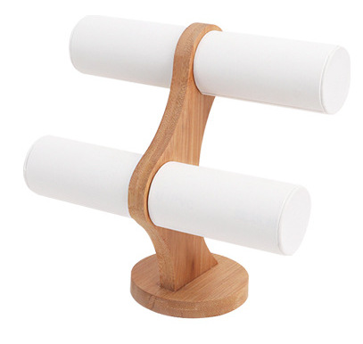 ����չʾ�������ֱ�����ר�ó��е���ľ���鱦��Ʒ���ɹҼ����μ�