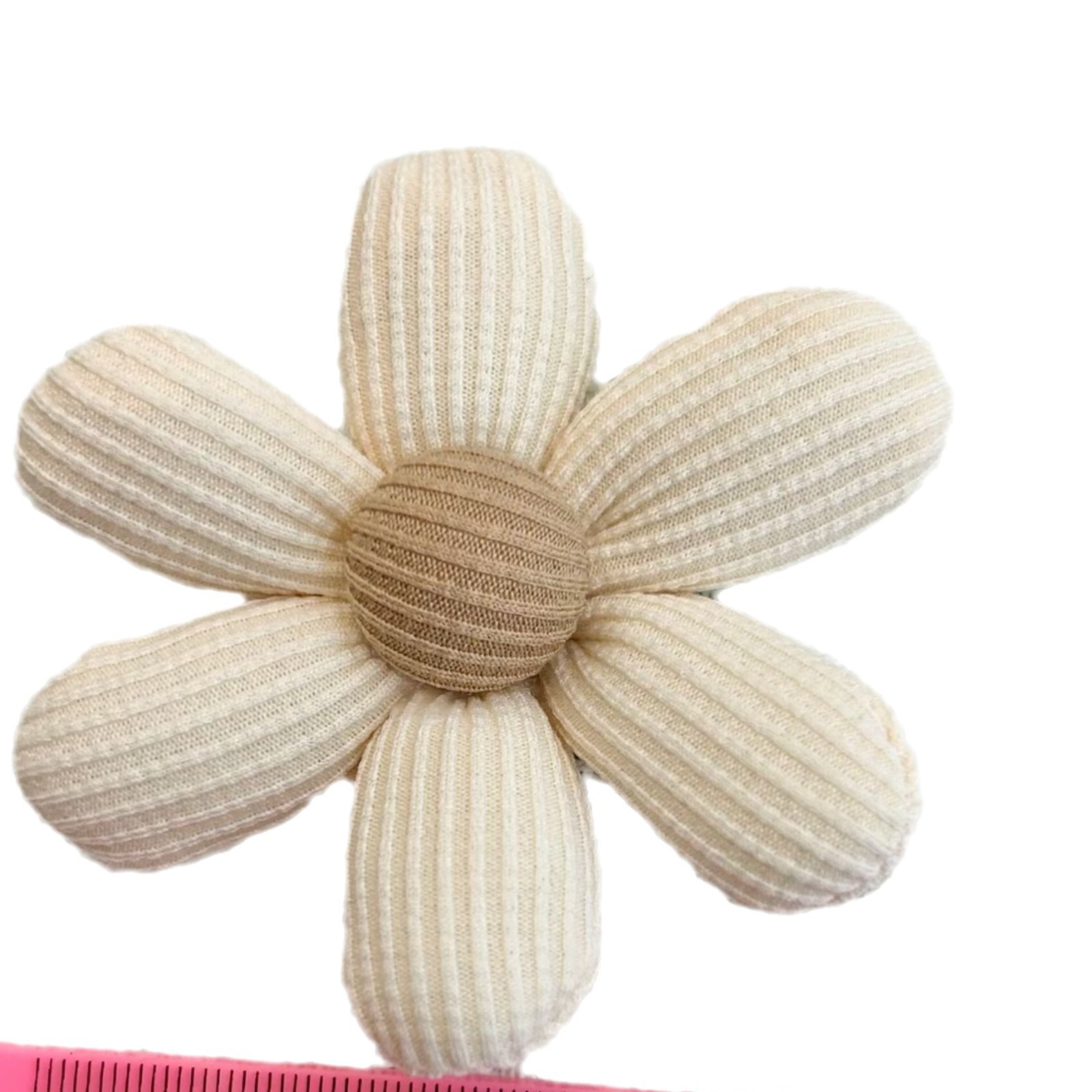 トウモロコシの粒の七色のかわいい花の部品のDIYは綿の6弁の花の頭飾りの部品のブローチの部品の卸売りを詰めます。