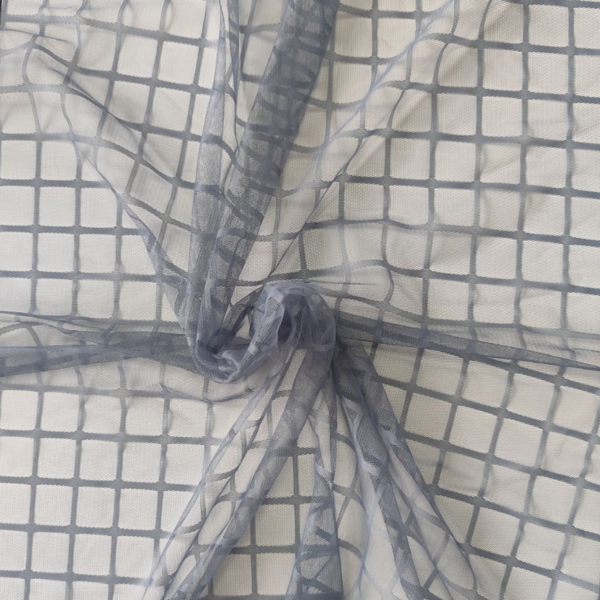 国际流行爆款女士方格网眼布婚纱箱包辅料童装窗纱蚊帐布镂空网