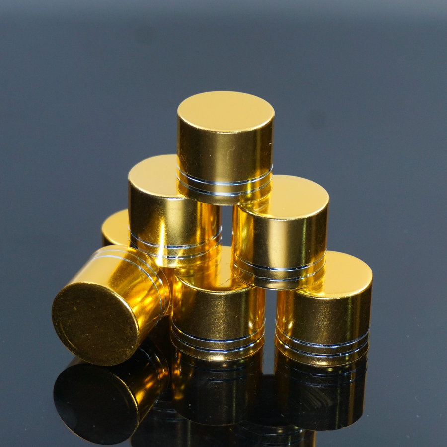 现货供应精油瓶盖18#亮金色/银色切线电化铝盖可配口径18mm精油瓶