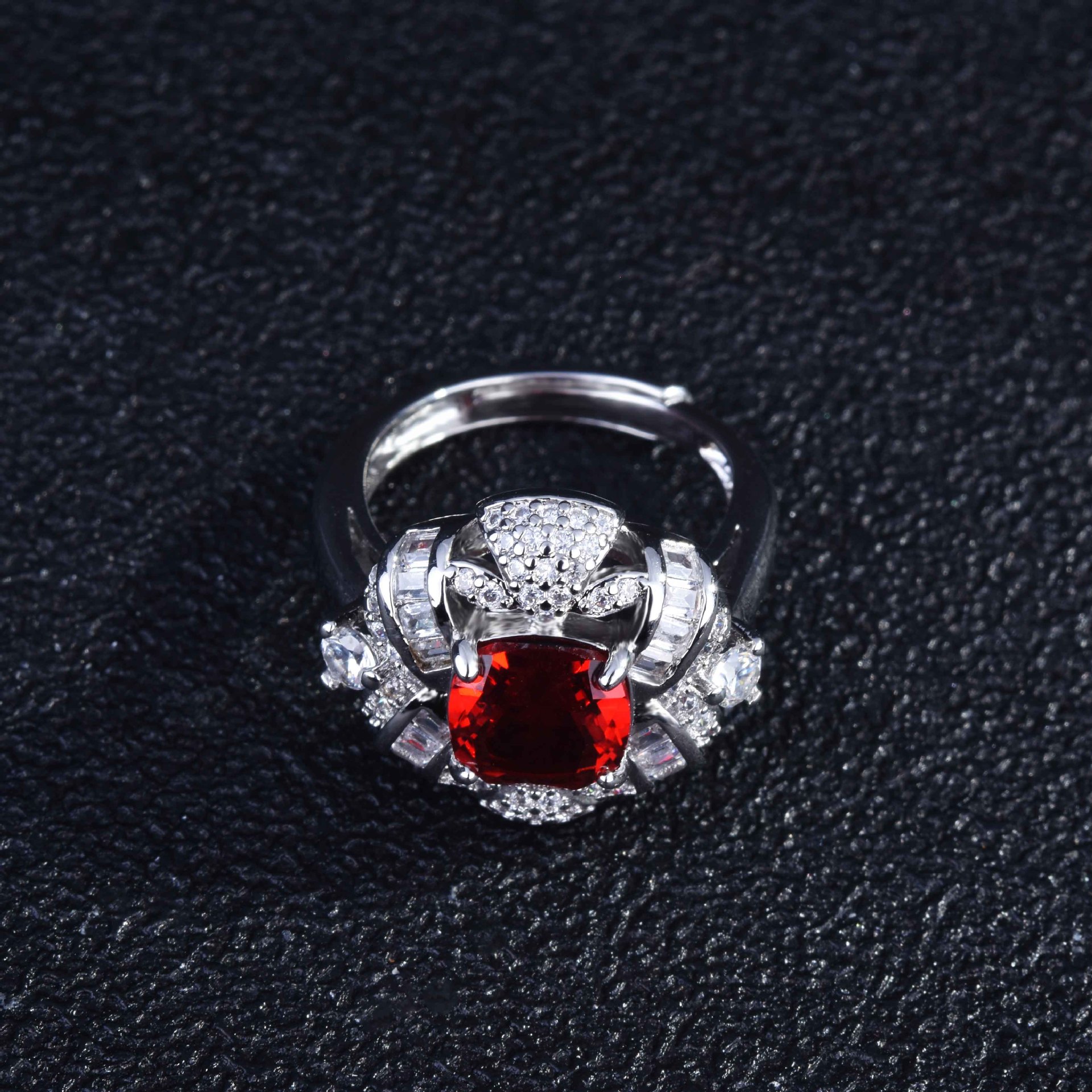 T Square Diamond Imitation Pigeon Blood Ruby Ring Micro-inlaid Diamond Color Treasure Open Ring display picture 5