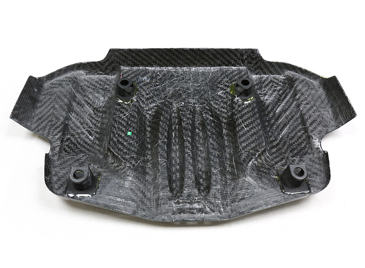 Suitable for BMW F10M5/F06/F12/F13 M6 modified dry carbon fiber engine cover hood
