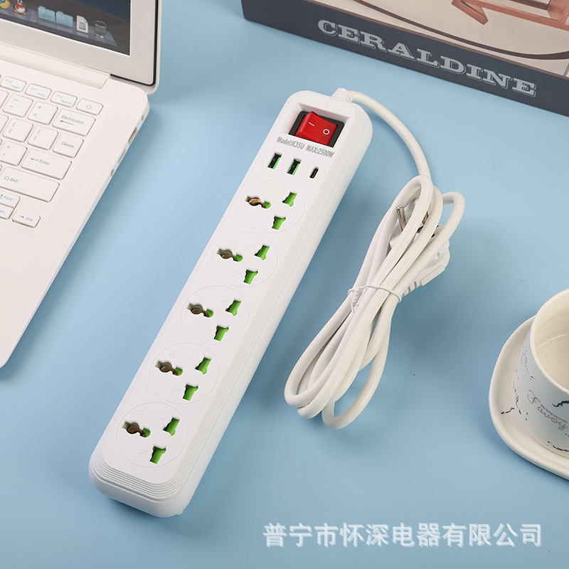 2USB + 1Type-C interfaz de teléfono celular de casca negra casca blanca mezcla estándar británico estándar europeo con interruptor de cabeza de puerta de seguridad