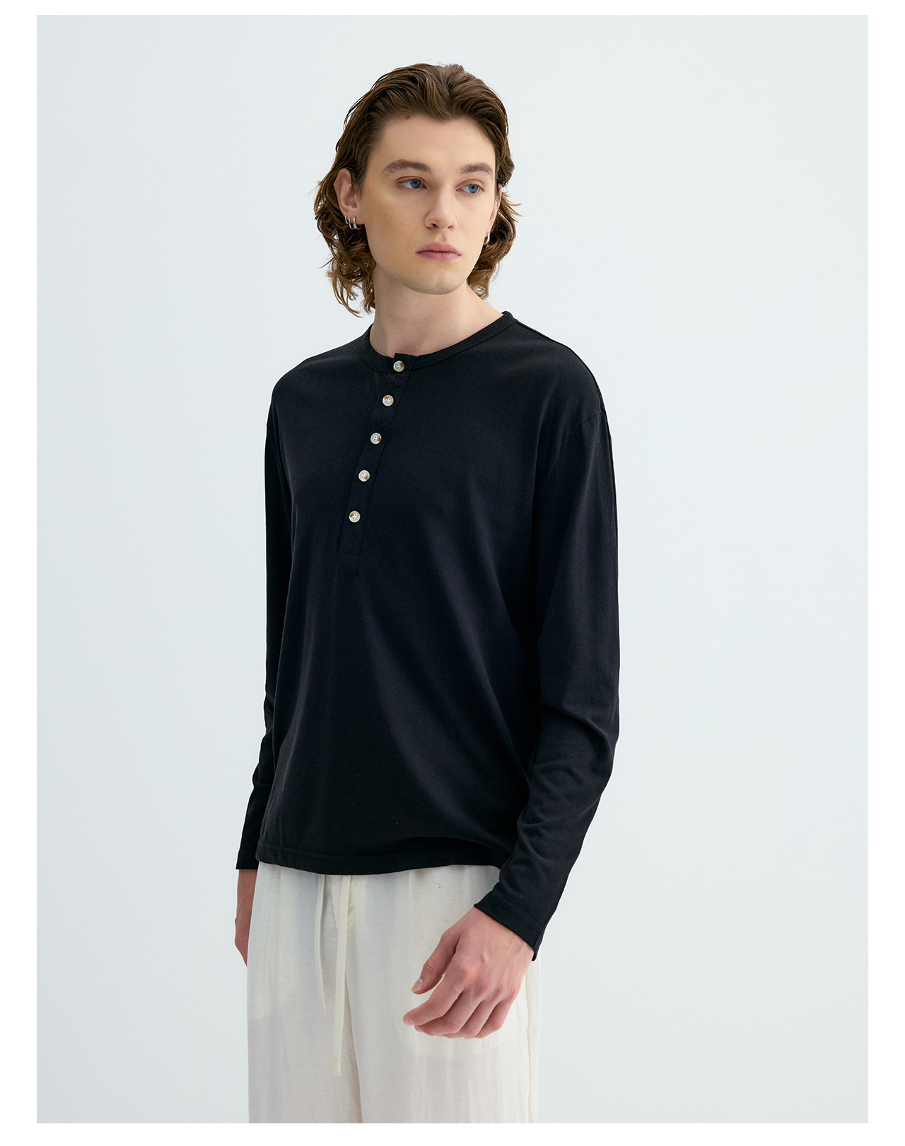 UNF 250g Henry Neck Long-Sleeve Tee