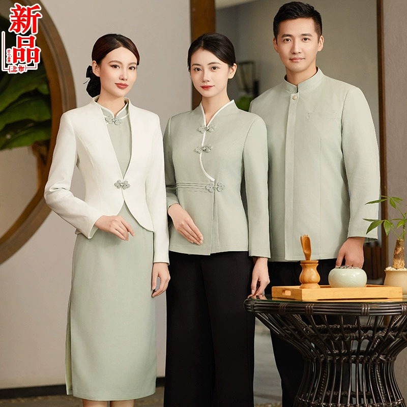 Рабочая одежда отеля Женская столовая Высококлассный китайский ресторан Банкетный официант приветствует осеннюю и зимнюю одежду Cheongsam