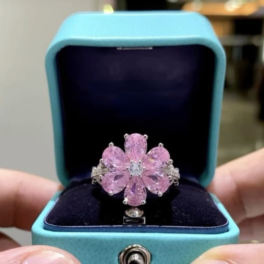 Temu Cross-Border Hot Sale New Luxury Alloy Flower Ring European and American Ladies Engagement Ring Factory Direct Sale