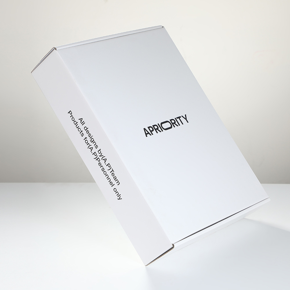 厂家批发白卡纸飞机盒加厚翻盖快递纸盒空白可印logo服装包装盒