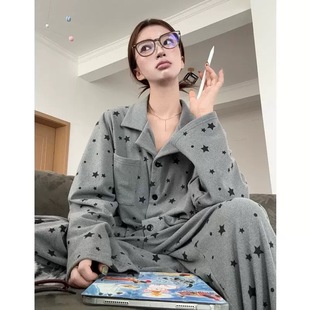 �½q˯��Ů�ﶬ���ɫ�L�䱣ů���b�Ҿӷ������n����⴩�羳���l