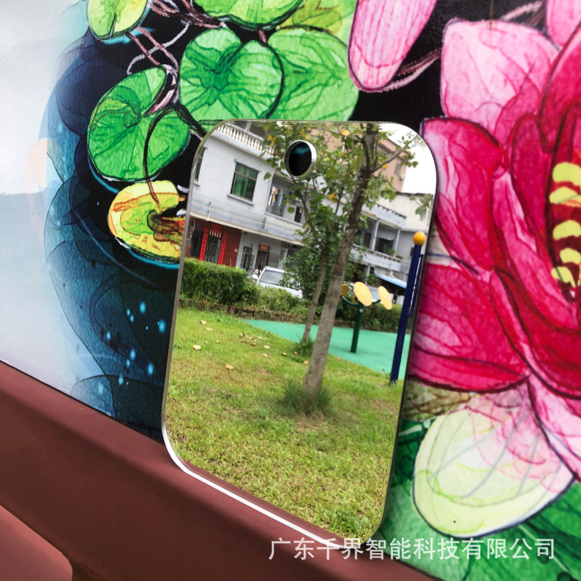 跨境供货亚克力浴室洗漱间化妆镜男仕剃须刮胡镜可挂墙学生镜子