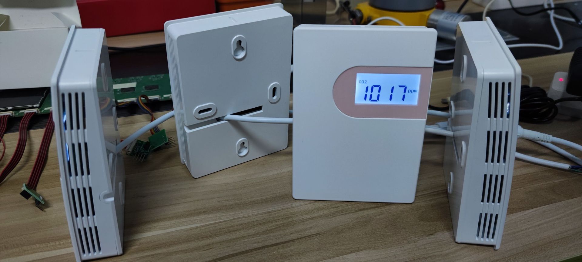 壁挂式室内二氧化碳变送器0-5000PPM