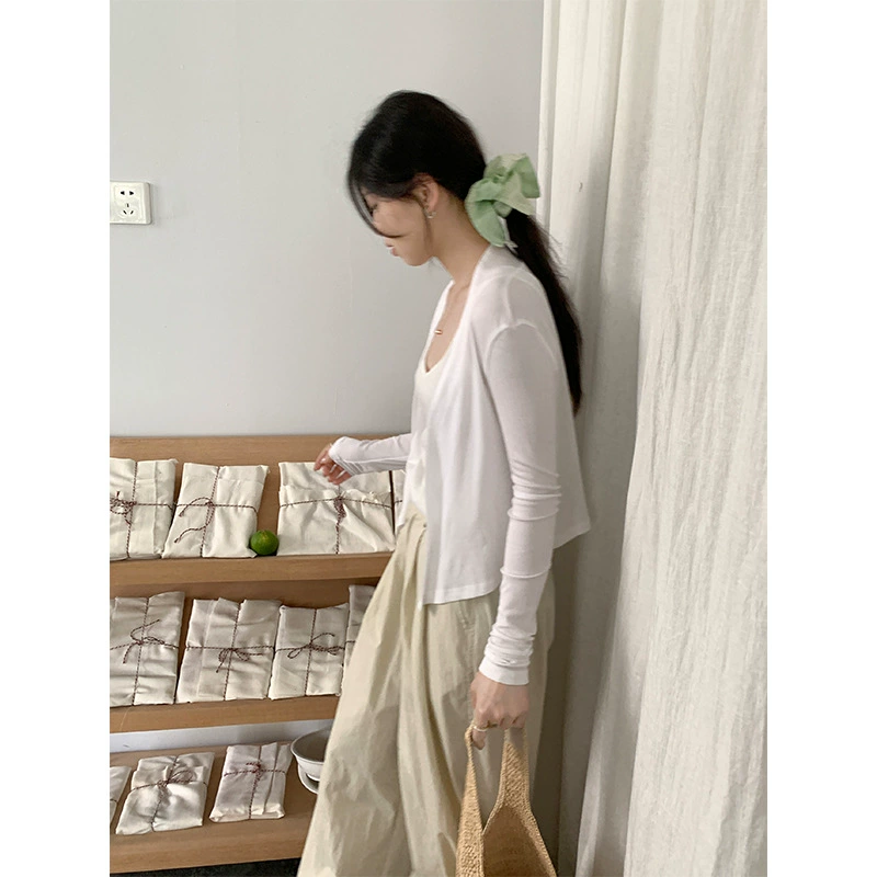 Summer long thin fitted cardigan, sun protection