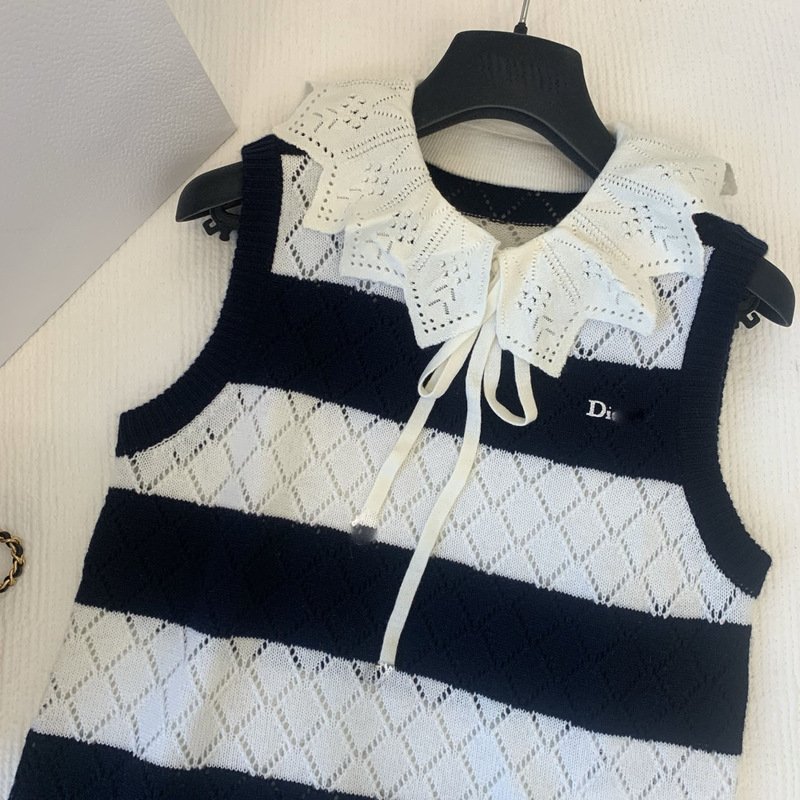 2026 Summer New Style Di Nanyou Factory Korean-Style Simple Cute Lace-Up Collar Hollow-Out Knitted Vest