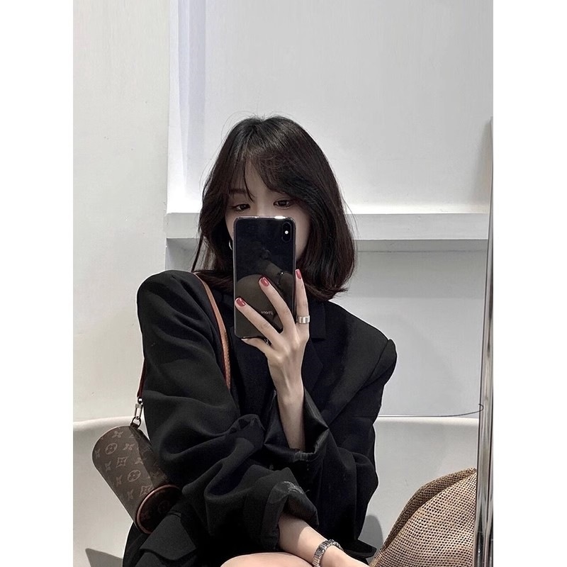 2026 Autumn Black Blazer for Women, Loose Fit, Mid-Length, Sophisticated Workwear, Suitable for Petite Women